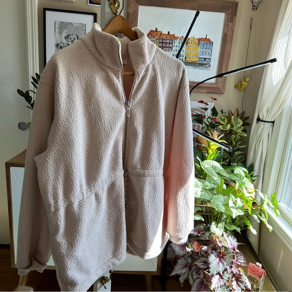 Universal Thread Jacket - Picture 2 of 9